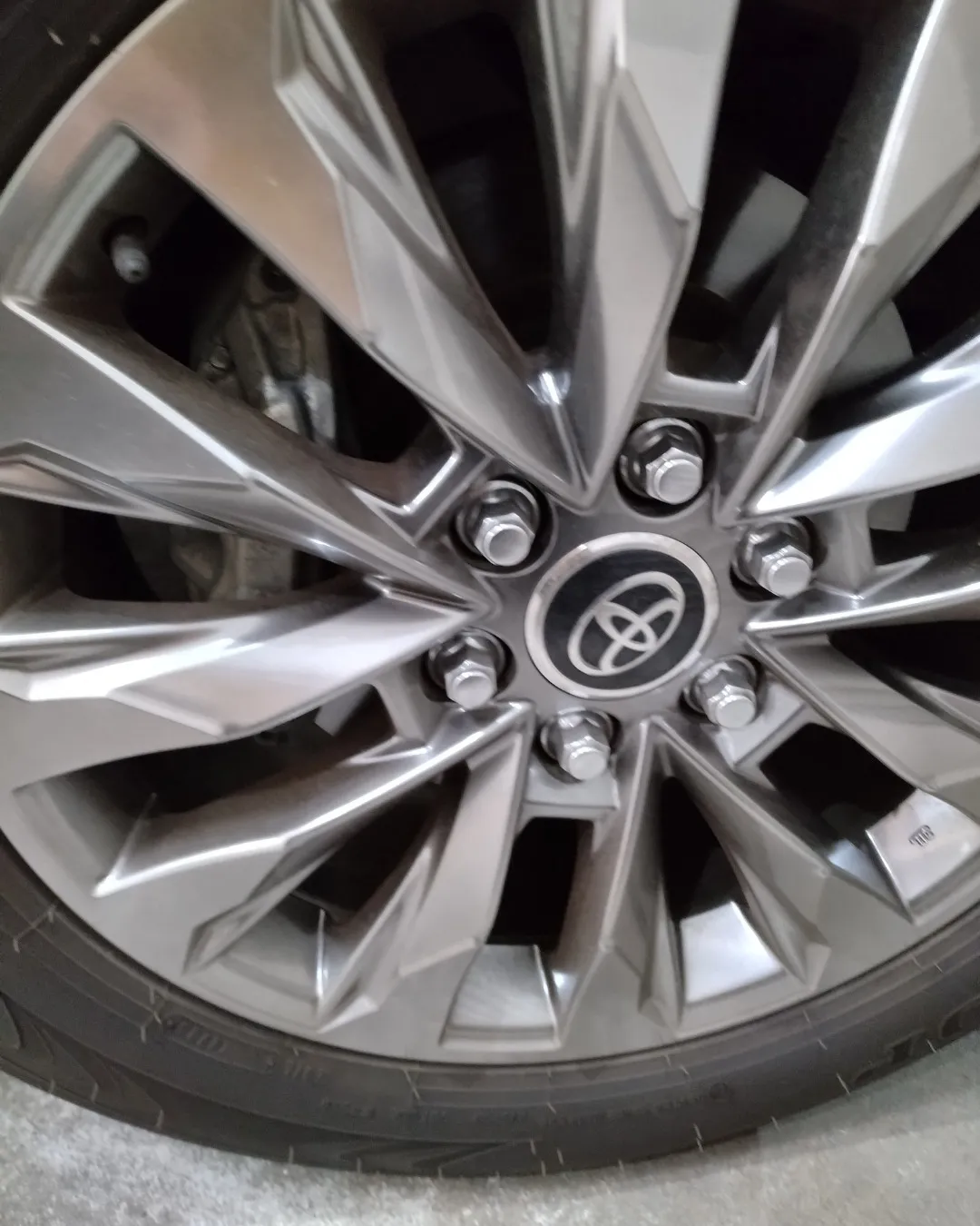 トヨタ　ランドクルーザーのコーティング１年目メンテナンス！