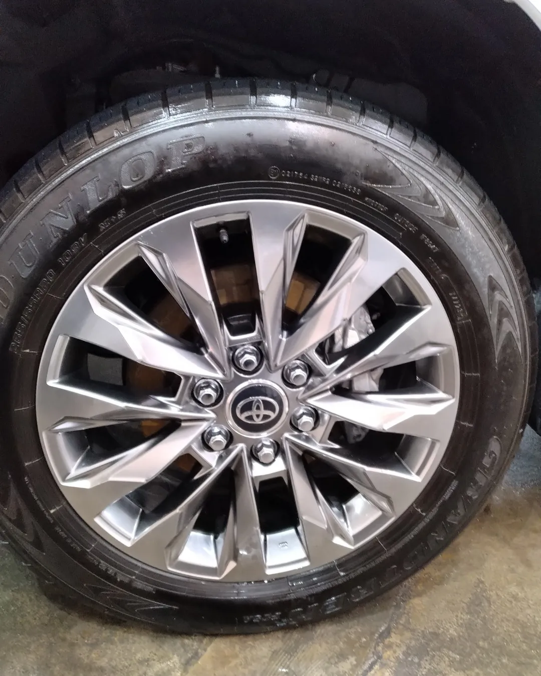 トヨタ　ランドクルーザーのコーティング１年目メンテナンス！