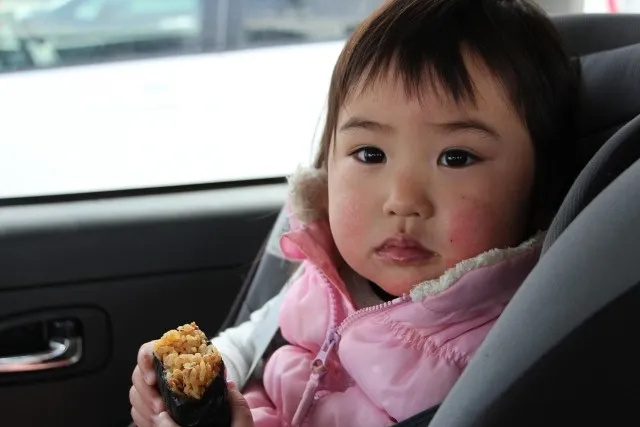 忙しいパパ・ママの味方！チャイルドシート周りが5,500円でキレイに